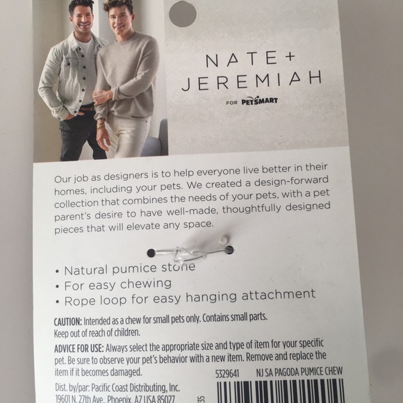 Nate + Jeremiah Pumice Small Animal Chews 4.5" x 1.5" Small Animal - Picture 6 of 6